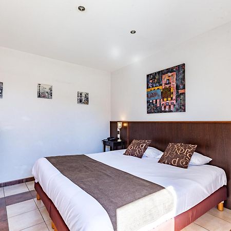 Logis Hotel L'Oliveraie Cognac Bagian luar foto