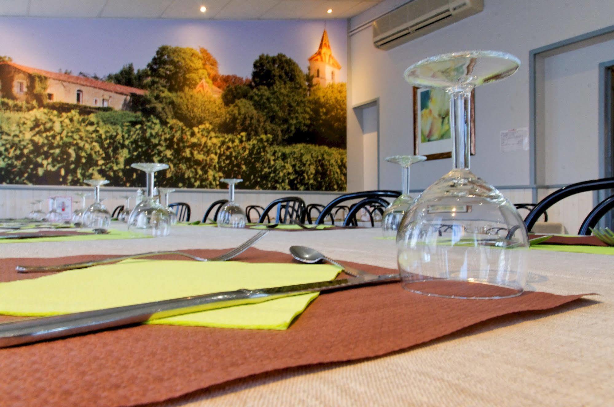 Logis Hotel L'Oliveraie Cognac Bagian luar foto