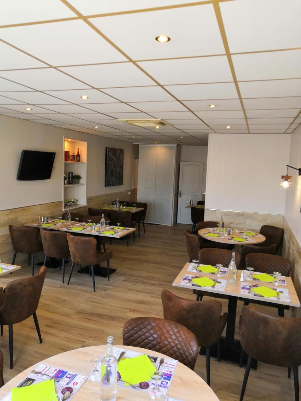 Logis Hotel L'Oliveraie Cognac Bagian luar foto